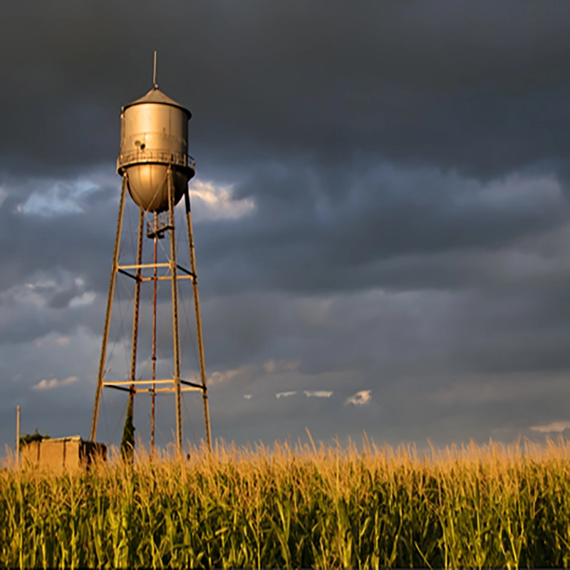 منبع هوایی فلزی